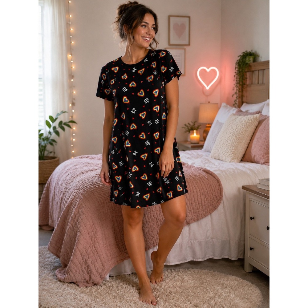 Joyspun Dreamy Soft Sleep Shirt S/M Rainbow Hearts Love Always Wins Nightgown